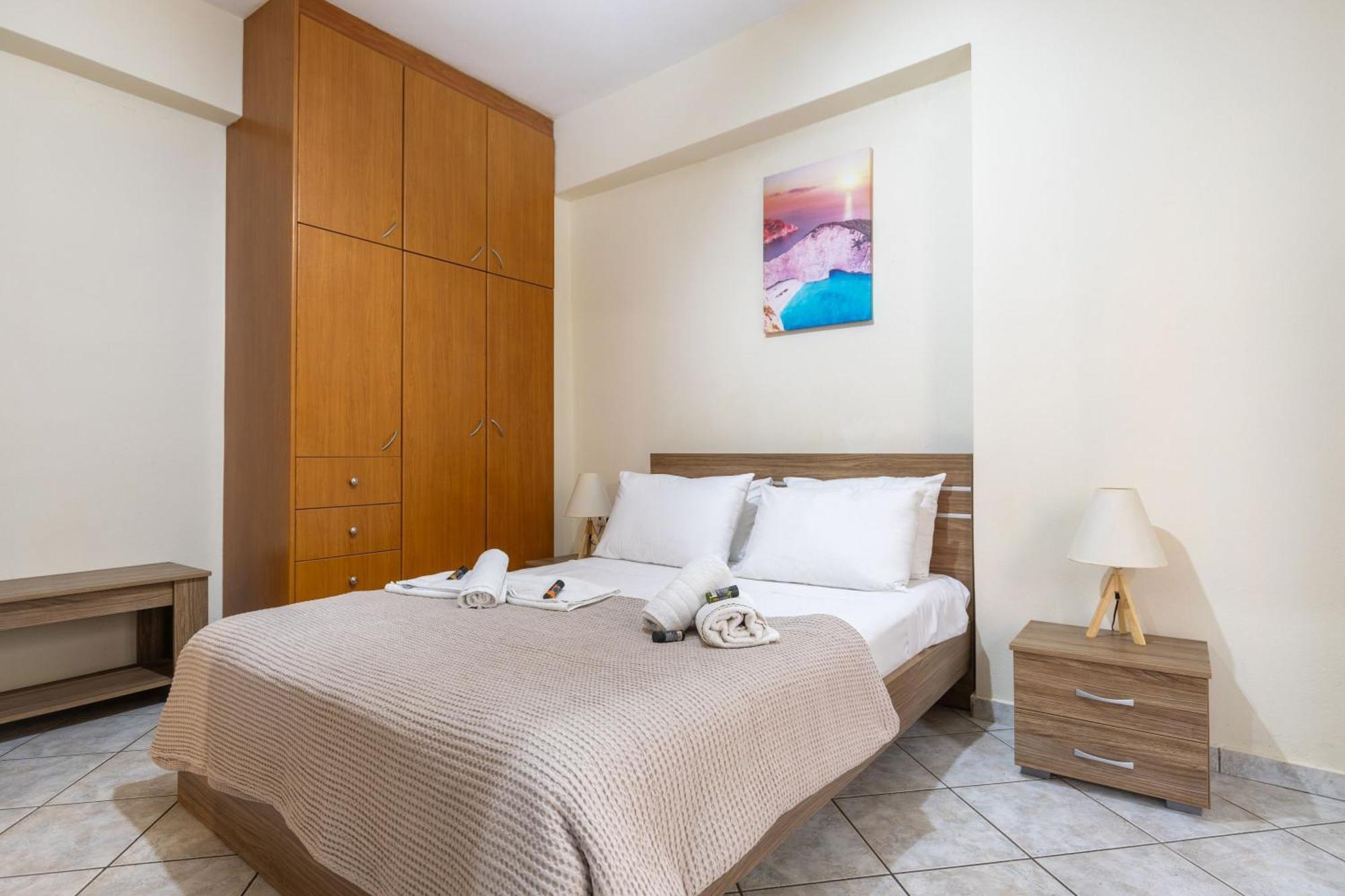 Beautiful City Center Apartments Zakynthos Town Exterior photo