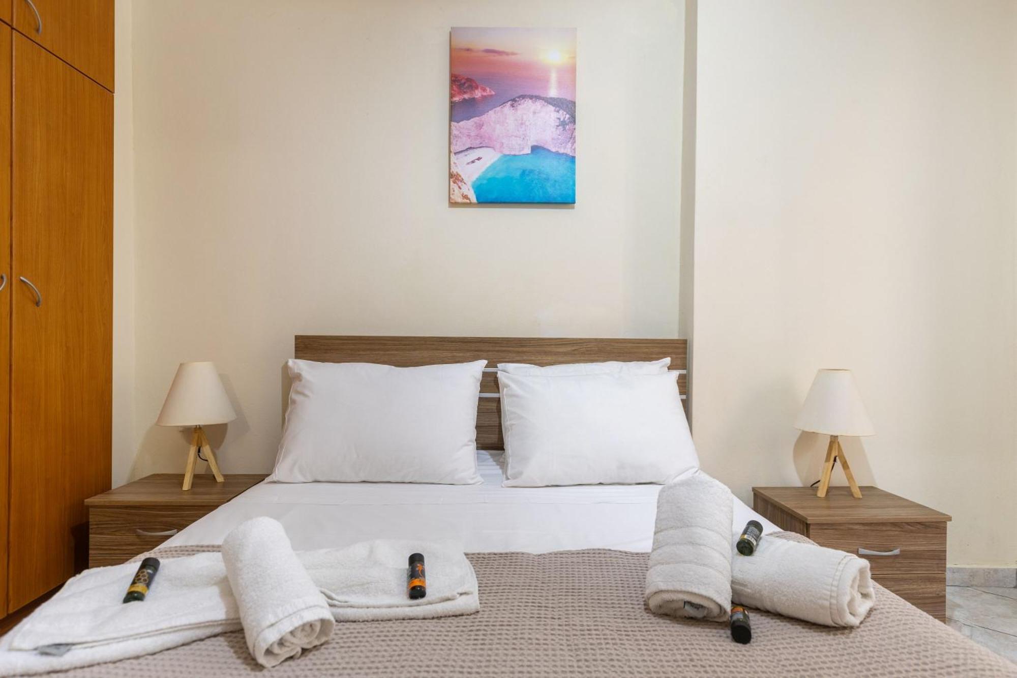 Beautiful City Center Apartments Zakynthos Town Exterior photo