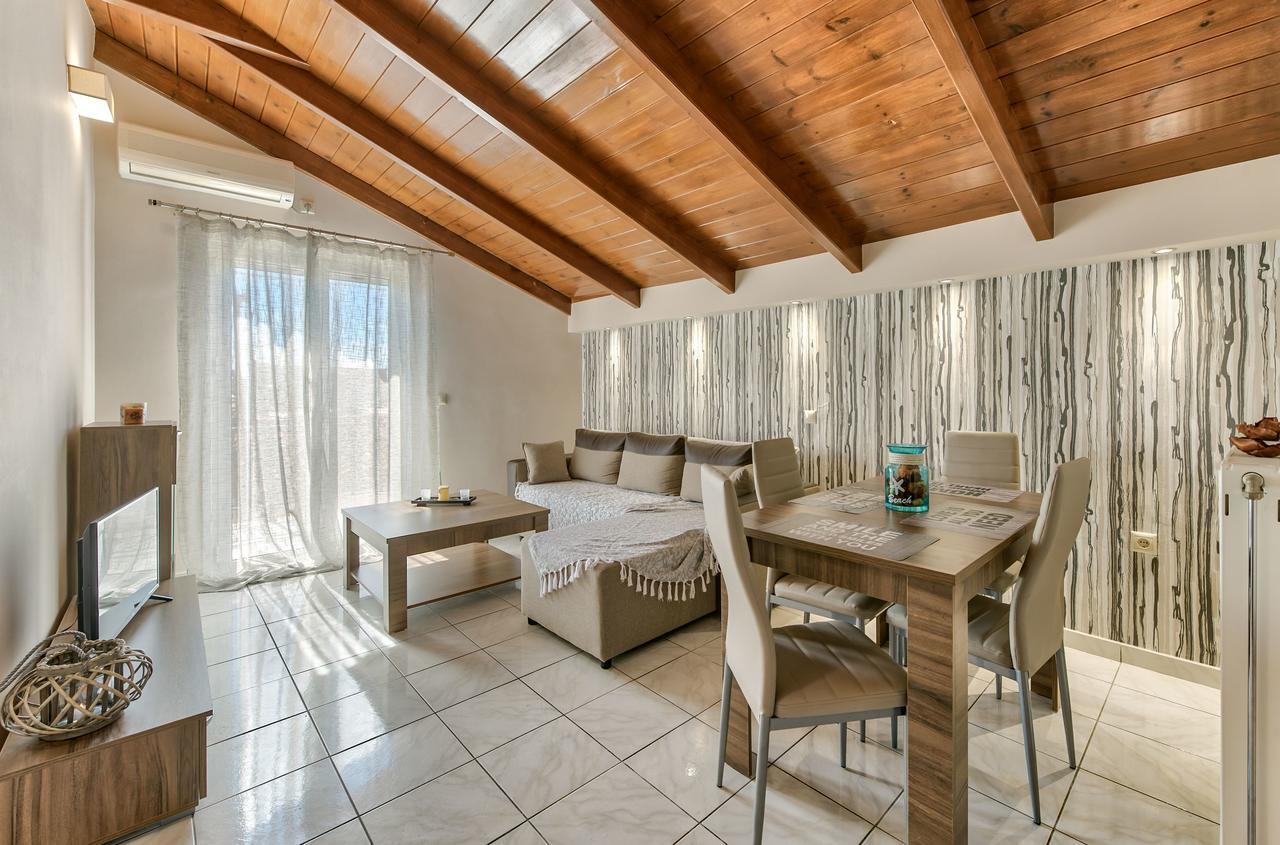 Beautiful City Center Apartments Zakynthos Town Exterior photo